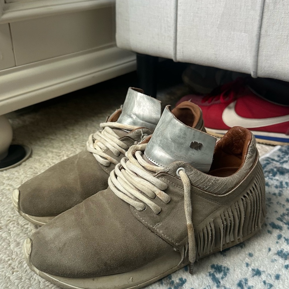 Women's Beige Fringe Sneakers